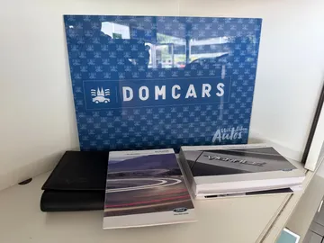 Car image 28