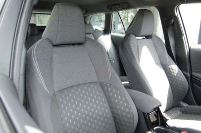 Car image 21