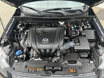 Car image 28