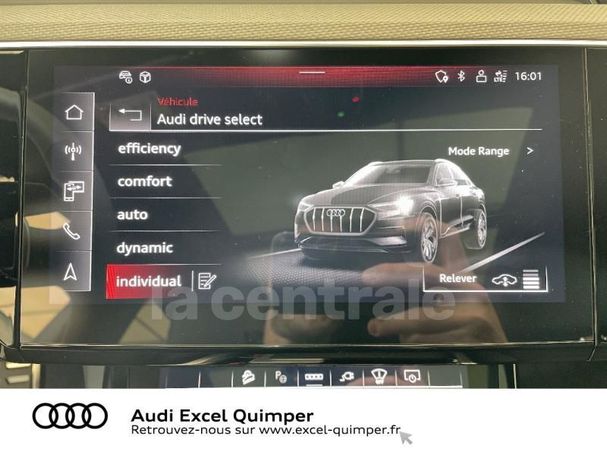 Audi e-tron 55 quattro S-line Sportback 300 kW image number 25