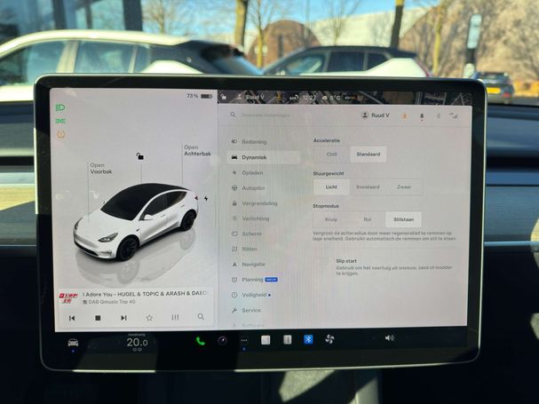 Tesla Model Y 220 kW image number 21