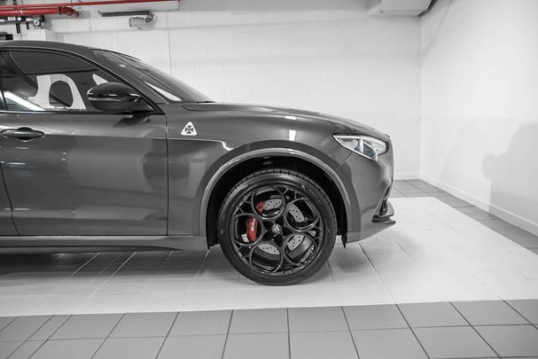 Alfa Romeo Stelvio V6 2.9 Quadrifoglio 375 kW image number 16