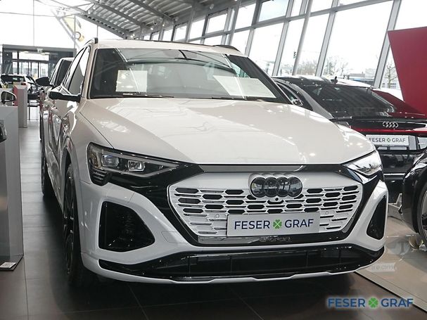 Audi Q8 55 e-tron S-line Sportback 300 kW image number 1