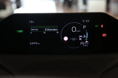 Car image 23
