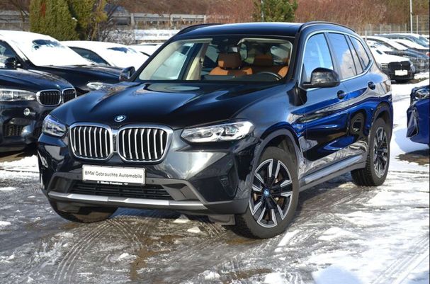 BMW X3e xDrive 215 kW image number 1