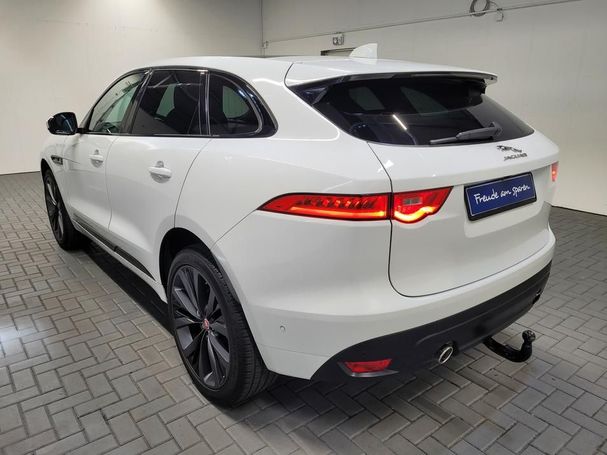 Jaguar F-Pace AWD R-Sport 221 kW image number 4