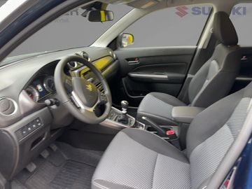 Car image 11