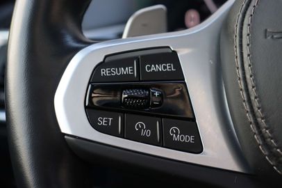 Car image 36