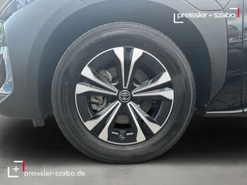 Car image 21