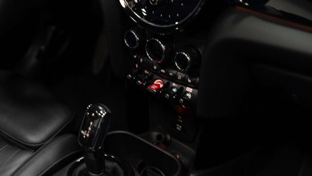 Mini John Cooper Works Cabrio 170 kW image number 23