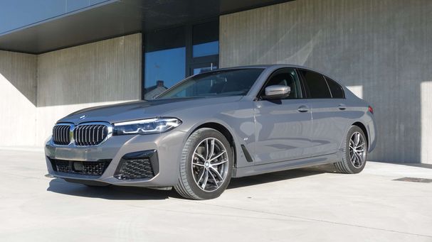 BMW 520i 135 kW image number 14