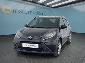 Car image 1