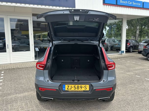 Volvo XC40 T4 AWD 140 kW image number 11