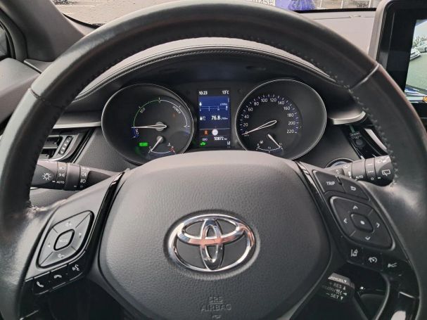 Toyota C-HR 90 kW image number 14