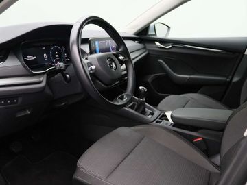 Car image 31