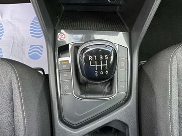 Car image 37