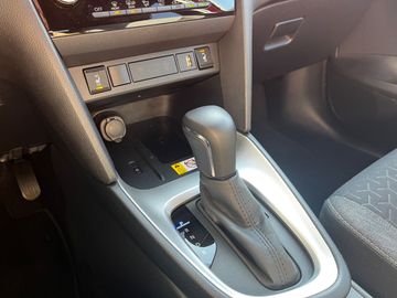 Car image 10