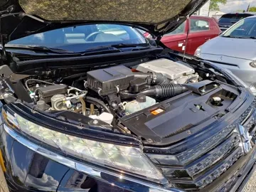 Car image 33