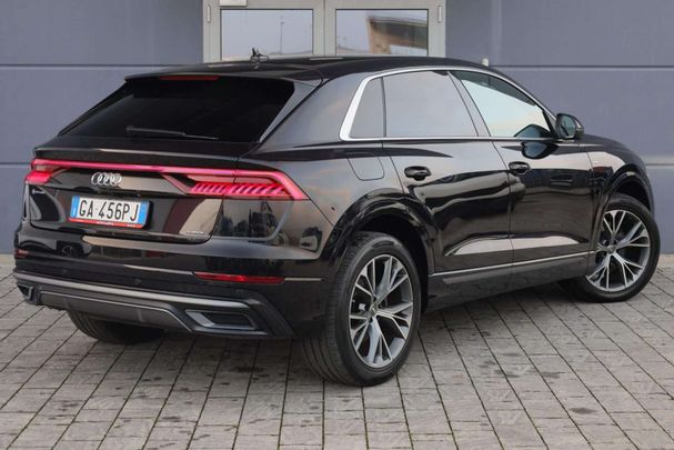 Audi Q8 50 TDI quattro Tiptronic S-line Sport 210 kW image number 3