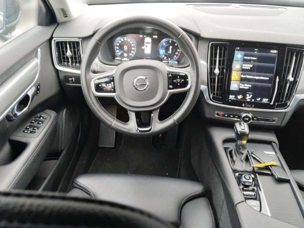 Volvo V90 D4 Geartronic Momentum Pro 140 kW image number 17