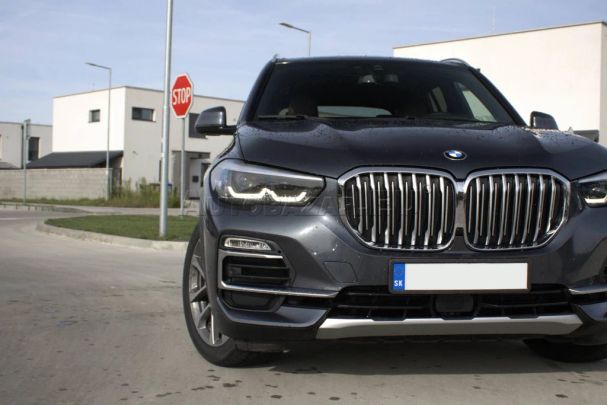 BMW X5 xDrive30d 195 kW image number 8