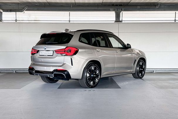 BMW iX3 80 kWh 210 kW image number 6