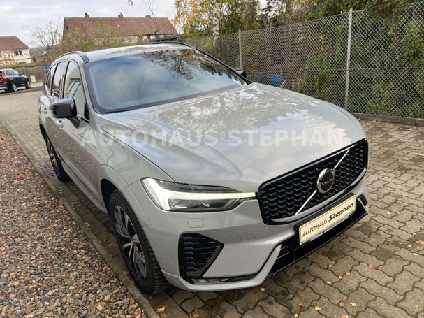 Volvo XC60 B4 Diesel Plus Dark 145 kW image number 2