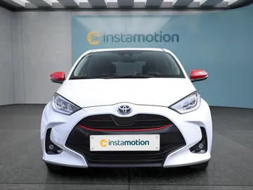 Car image 2