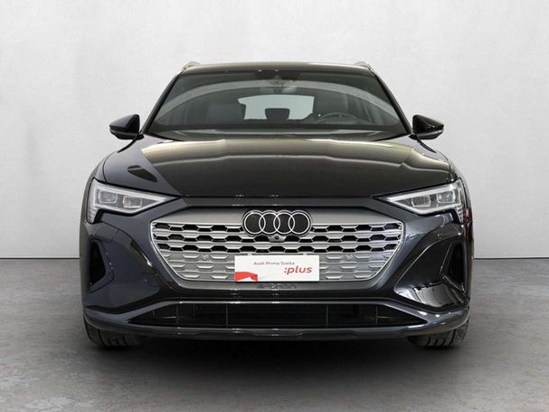 Audi Q8 55 quattro e-tron Advanced Business 250 kW image number 2