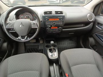 Car image 35