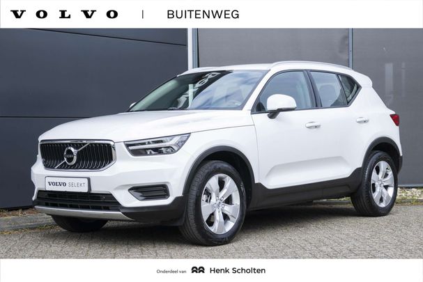 Volvo XC40 T2 Momentum 95 kW image number 1