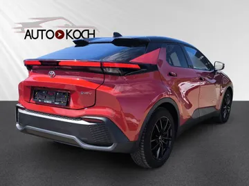 Car image 3