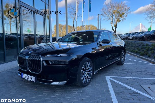 BMW 740 xDrive 220 kW image number 1