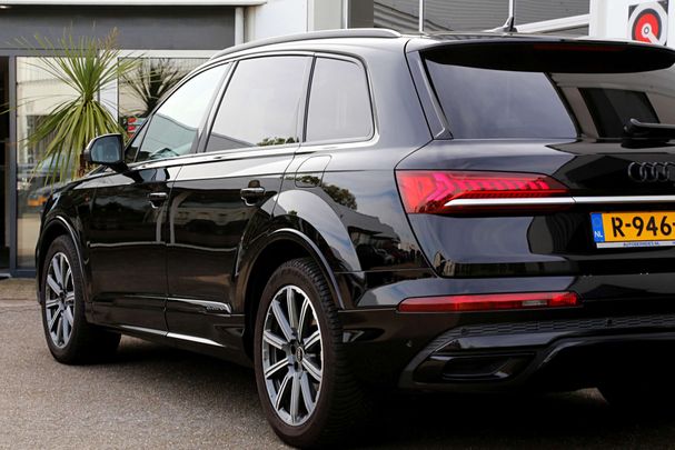 Audi Q7 55 TFSIe quattro S-Line 280 kW image number 32