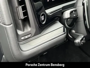 Car image 33