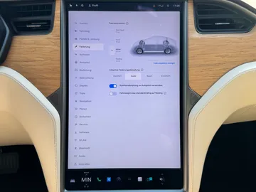 Car image 37