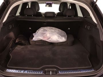 Car image 37