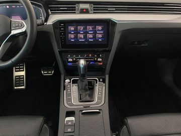 Car image 31