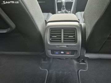 Car image 35