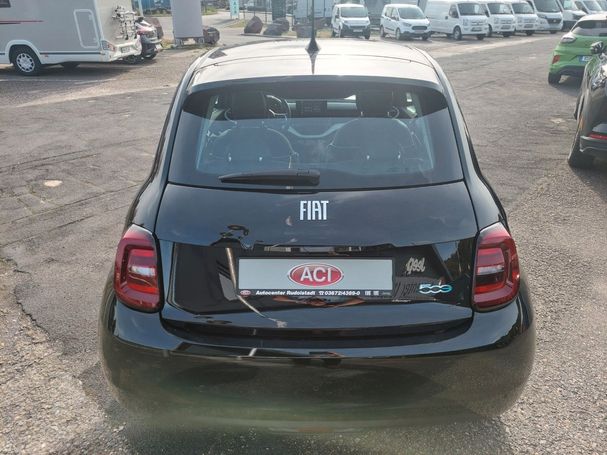 Fiat 500 e Action 70 kW image number 4