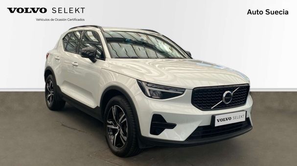 Volvo XC40 B3 Plus Dark 120 kW image number 6