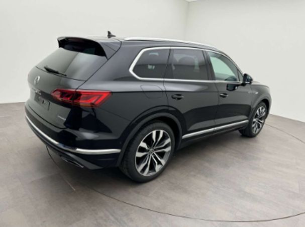 Volkswagen Touareg 3.0 TSI eHybrid 4Motion 280 kW image number 3