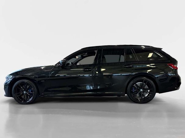 BMW 330 e Touring M Sport xDrive 215 kW image number 5