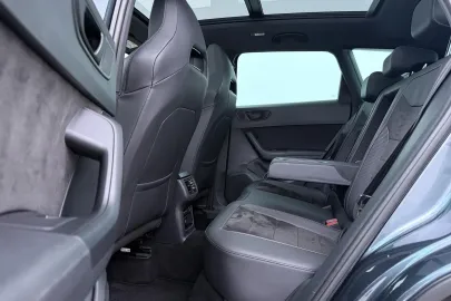 Car image 49