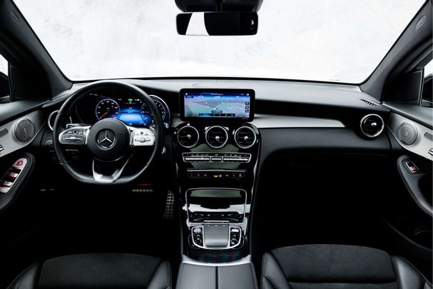 Mercedes-Benz GLC 300 e 4Matic 235 kW image number 20