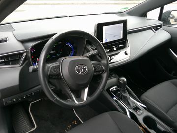 Car image 12