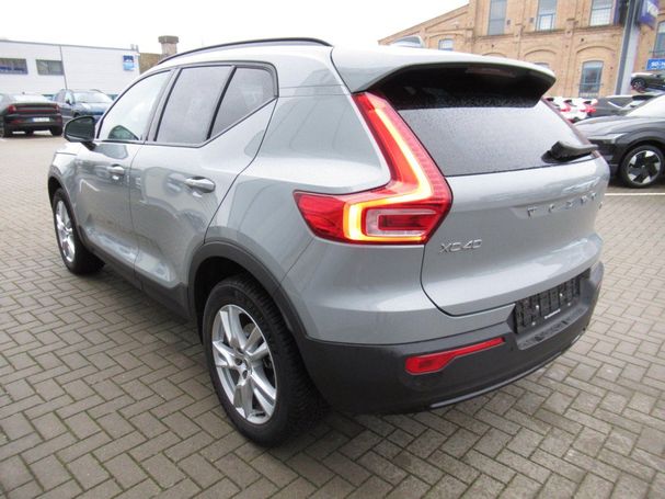 Volvo XC40 B4 Dark Ultimate 145 kW image number 4