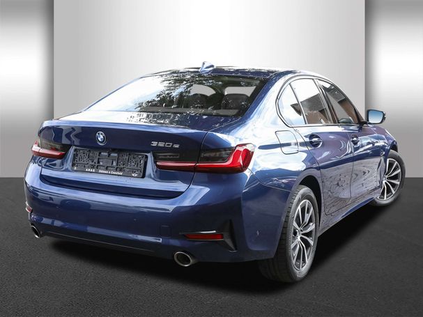 BMW 320 e M Sport 150 kW image number 2