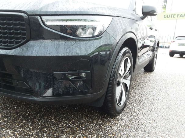 Volvo XC40 Recharge T4 Plus Dark 155 kW image number 4