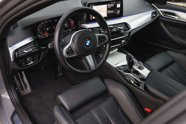 BMW 520i 135 kW image number 9